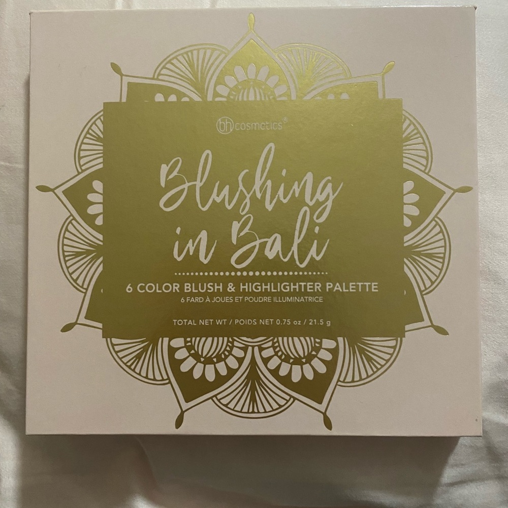 BH Cosmetics Blushing in Bali